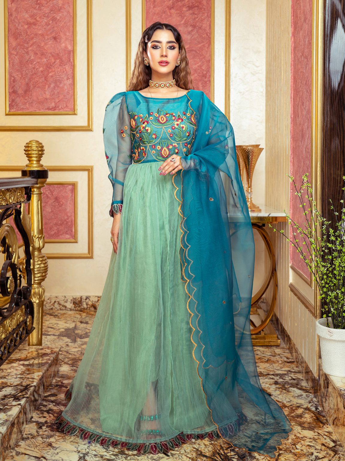 Gull Posh (WH-E23-04)