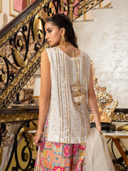 Traditional Meets Contemporary (WH-25-05)